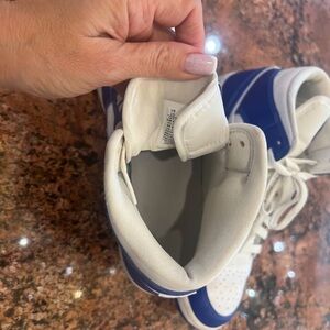 Jordan 1 Mid Kentucky Blue (Women's) size 10